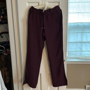 Lululemon on the right track joggers like new condition